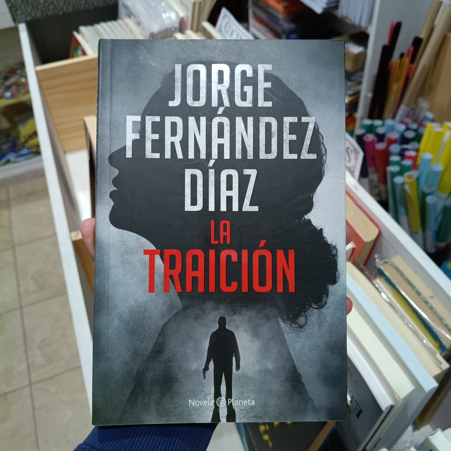 La Traicion. -  Jorge Fernandez Diaz. -  9789504971627