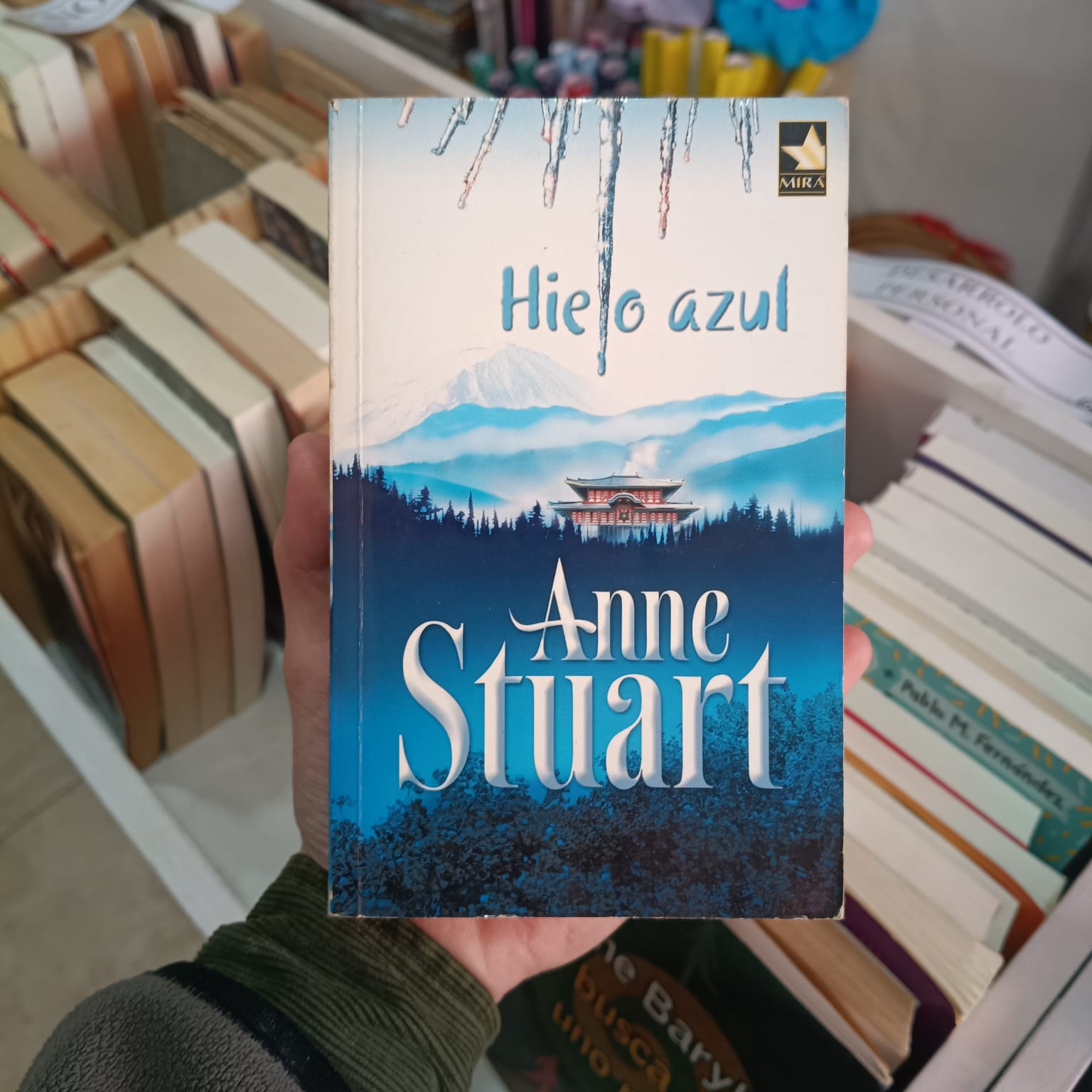 Hielo Azul  - Anne Stuart. -  8480002196116
